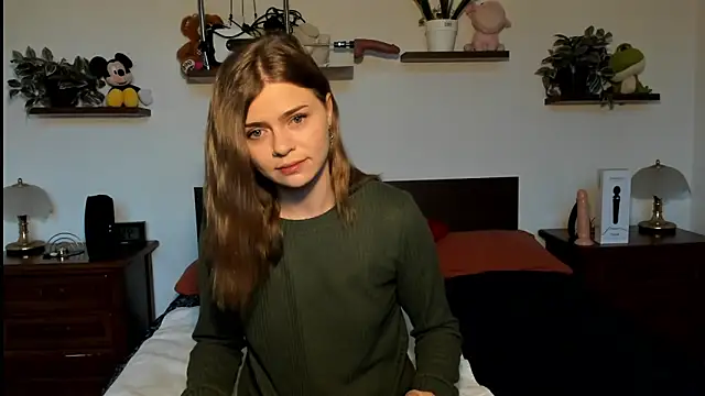 HaleyReedme online show from February 11, 7:57 am