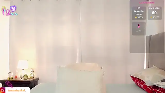 taniababy online show from March 5, 1:29 pm