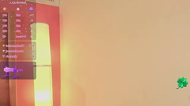 Snapshot of Kloe_raizee chatting on March 18, 2:25 am Kloe raizee online show from March 18, 2:25 am