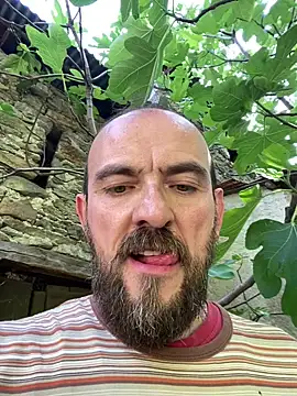 Snapshot of Rimmingtop chatting on May 3, 9:04 am Rimmingtop online show from May 3, 9:04 am