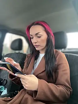 MeganFoxiy online show from March 21, 4:39 am