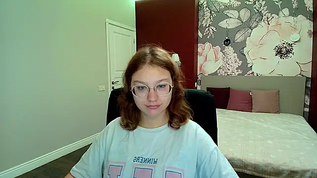 Snapshot of AngelinaLow chatting on September 30, 11:26 am AngelinaLow online show from September 30, 11:26 am