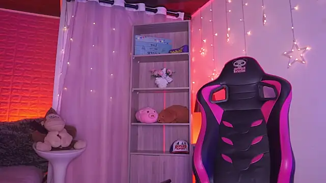 Madison Mayer online show from November 11, 12:27 pm