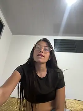 Snapshot of Antonellaa29 chatting on March 15, 2:35 am Antonellaa29 online show from March 15, 2:35 am