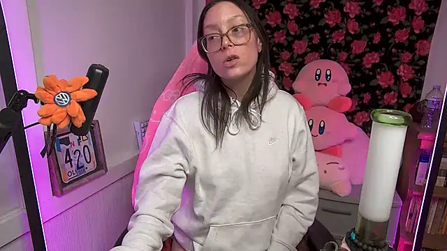 Snapshot of SpaceCowWhore chatting on February 16, 11:34 pm SpaceCowWhore online show from February 16, 11:34 pm