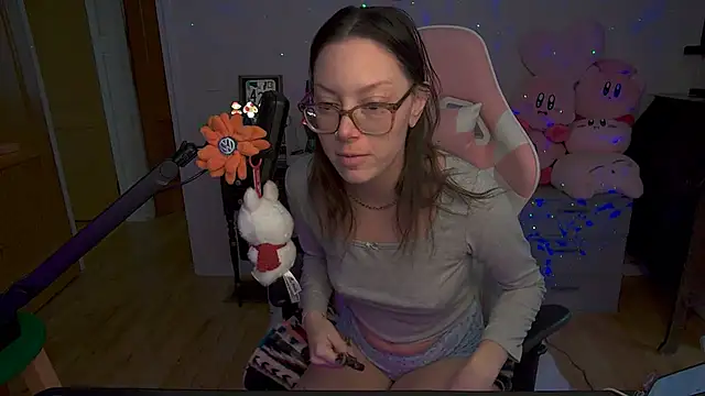 Snapshot of SpaceCowWhore chatting on February 28, 5:25 pm SpaceCowWhore online show from February 28, 5:25 pm