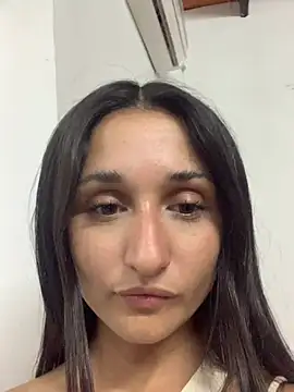 luci brecman online show from February 14, 2:08 am