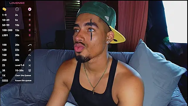 Snapshot of LiamByrne chatting on March 27, 5:02 am LiamByrne online show from March 27, 5:02 am