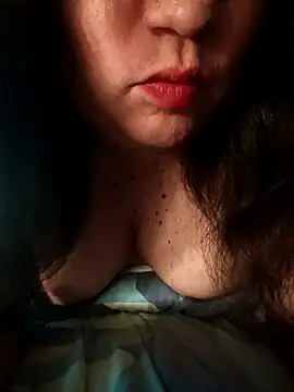 Snapshot of ValentinaBellucci1984 chatting on September 16, 5:41 am ValentinaBellucci1984 online show from September 16, 5:41 am