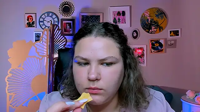 FlorenceAnderson online show from September 23, 9:12 am