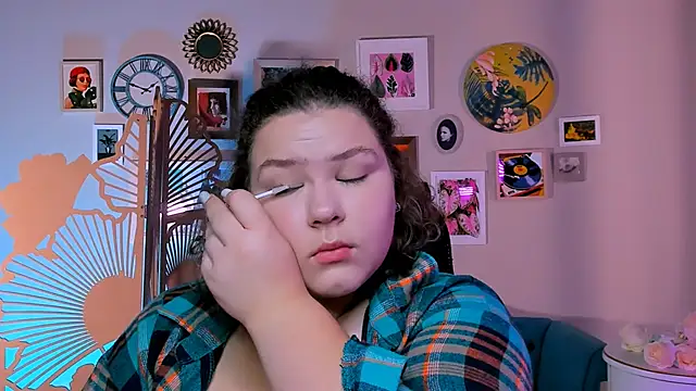 FlorenceAnderson online show from September 25, 5:44 am