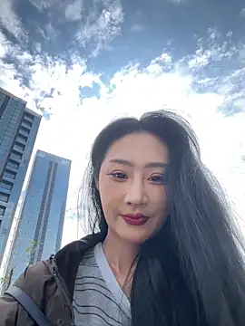 linger-23 online show from October 24, 6:10 am