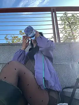 linger-23 online show from December 23, 6:55 am