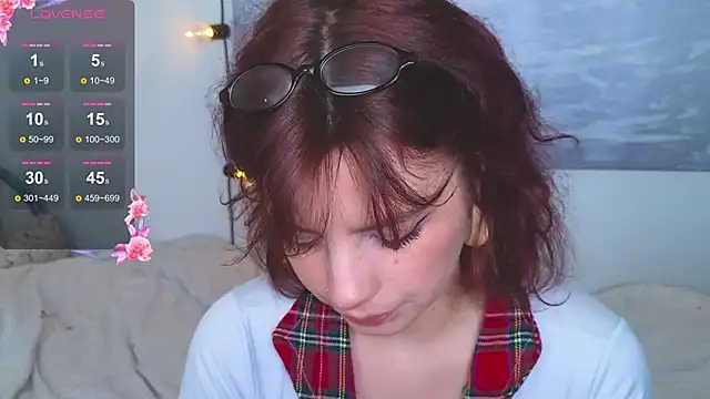 Forget  Me  Nots online show from April 12, 4:45 pm