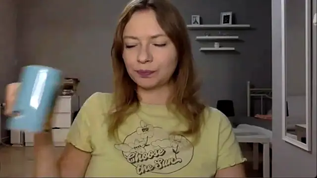 MillieShow online show from October 30, 9:48 pm