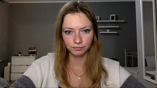 MillieShow online show from December 17, 10:05 pm