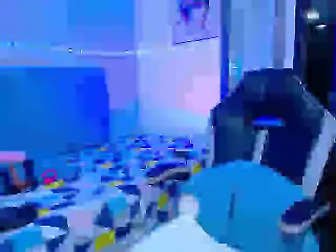 kriss sweetboobs10 online show from February 21, 12:39 pm