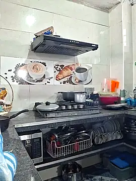 camilleturner1 online show from October 3, 6:27 pm