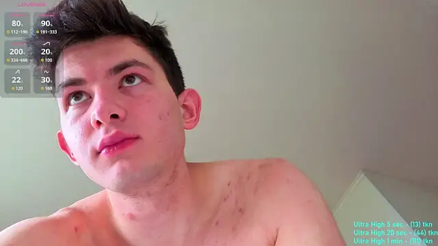 Snapshot of Danny__Magic chatting on September 18, 6:37 am Danny Magic online show from September 18, 6:37 am