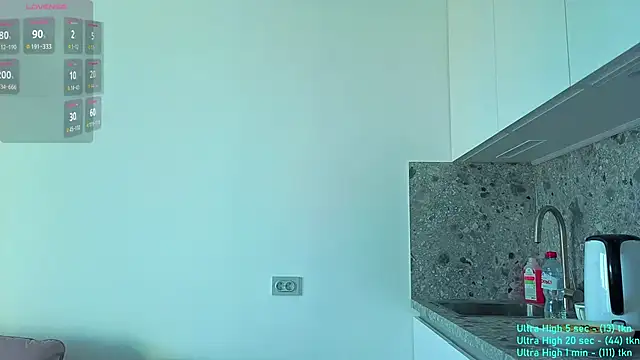 Snapshot of Danny__Magic chatting on September 29, 1:16 pm Danny Magic online show from September 29, 1:16 pm