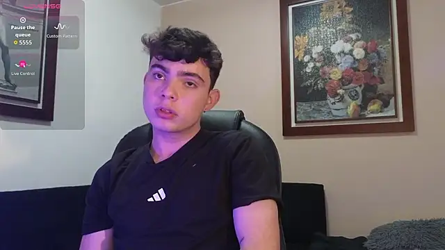 Snapshot of lukeboyce33 chatting on March 13, 2:07 am lukeboyce33 online show from March 13, 2:07 am