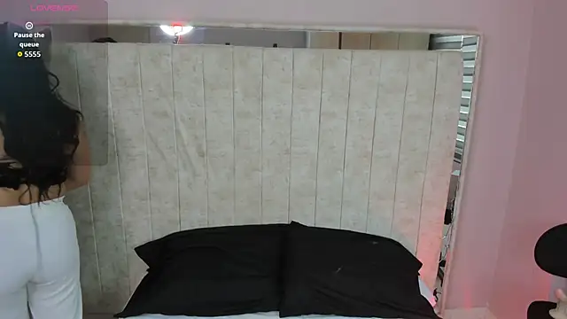 Snapshot of Alice_26_ chatting on September 8, 8:30 pm Alice 26 online show from September 8, 8:30 pm