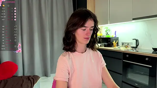 TwinTemptations online show from September 20, 5:25 pm