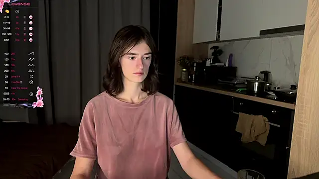 TwinTemptations online show from September 27, 7:08 pm