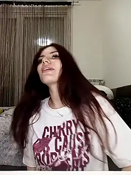 MeCherryy online show from May 4, 7:43 pm