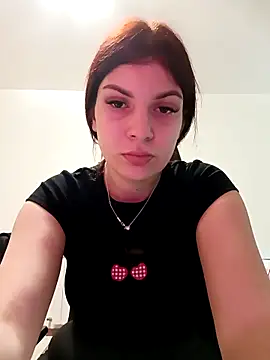 MeCherryy online show from May 9, 2:44 pm