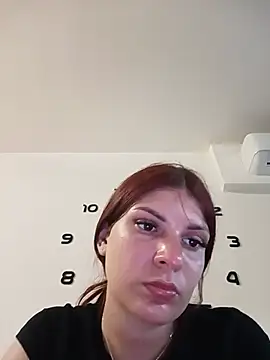 Snapshot of MeCherryy chatting on June 9, 6:19 pm MeCherryy online show from June 9, 6:19 pm
