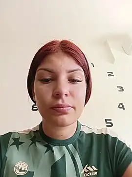 Snapshot of MeCherryy chatting on June 15, 1:46 pm MeCherryy online show from June 15, 1:46 pm