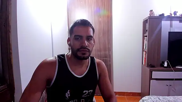 Leon  Hart  online show from March 19, 11:36 pm