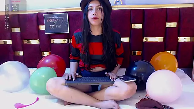 Snapshot of valery_0803 chatting on October 29, 7:59 pm valery 0803 online show from October 29, 7:59 pm