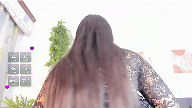 Quiinn bx online show from February 28, 7:48 pm