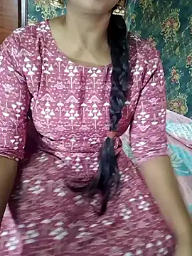 Snapshot of Shalini_telugu09 chatting on February 21, 8:26 am Shalini telugu09 online show from February 21, 8:26 am