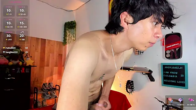 Snapshot of Yaiden_11 chatting on March 21, 1:01 pm Yaiden 11 online show from March 21, 1:01 pm