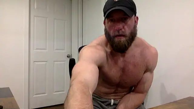 Snapshot of clarkefit chatting on March 15, 12:58 am clarkefit online show from March 15, 12:58 am