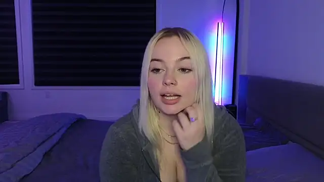 margot robbie7 online show from November 17, 11:32 pm