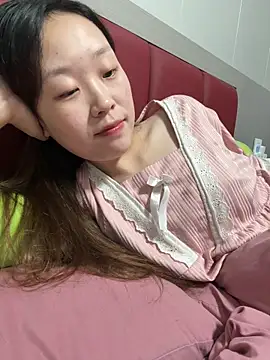 Minnie-66 online show from October 2, 12:01 pm