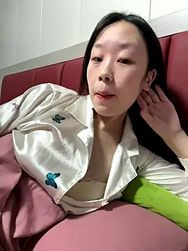 Minnie-66 online show from October 21, 1:23 pm