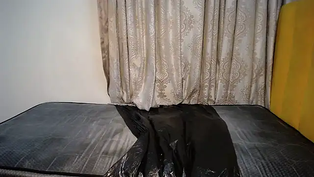 blackrose001 online show from January 18, 11:19 pm