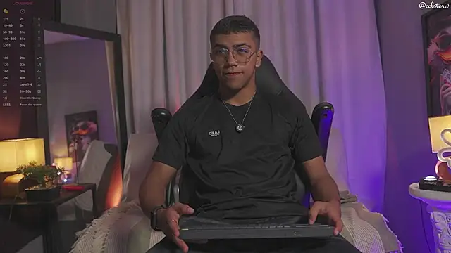 Colstorw  online show from March 10, 10:09 am