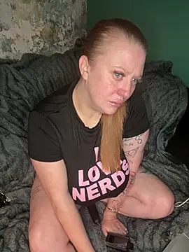 Snapshot of XxXMistyXxX chatting on December 16, 11:43 pm XxXMistyXxX online show from December 16, 11:43 pm