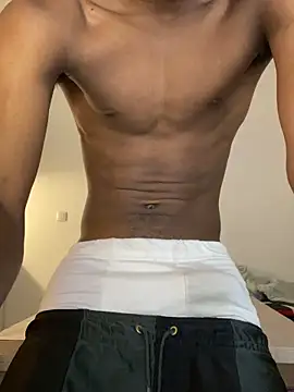 Snapshot of Renoirmonter chatting on October 6, 5:43 pm Renoirmonter online show from October 6, 5:43 pm