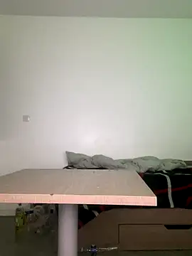 Snapshot of Renoirmonter chatting on October 17, 7:49 pm Renoirmonter online show from October 17, 7:49 pm