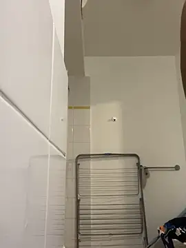 Snapshot of Renoirmonter chatting on October 20, 7:47 pm Renoirmonter online show from October 20, 7:47 pm