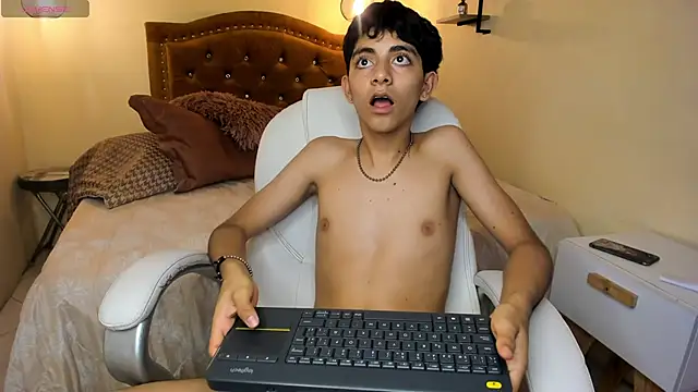 Matty Sparkk online show from March 21, 4:29 pm