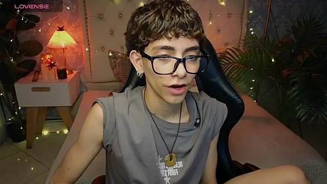 Matty Sparkk online show from March 31, 1:00 pm