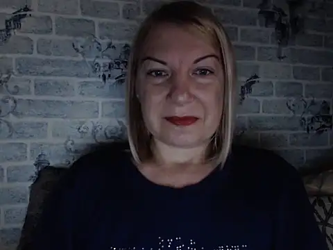 Snapshot of Lillia_Ray chatting on October 10, 6:01 am Lillia Ray online show from October 10, 6:01 am